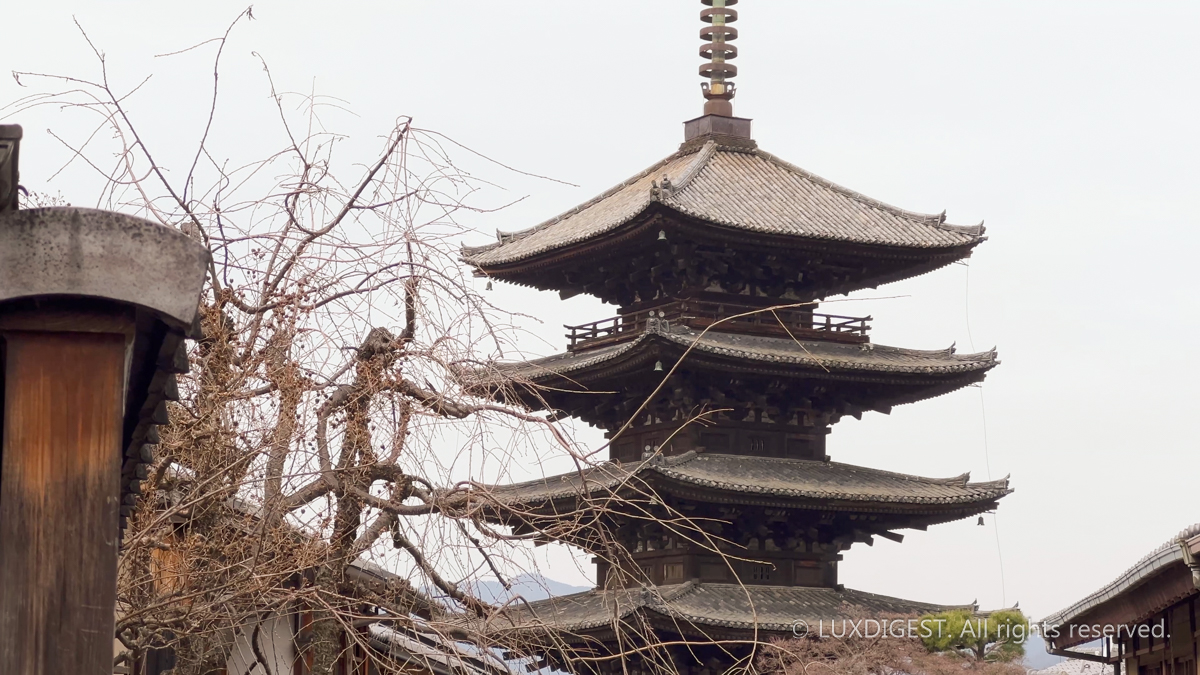 Ninenzaka in Kyoto in Kyoto {날짜 (YYMMDD)»} {시퀀스 번호 (0001)»}