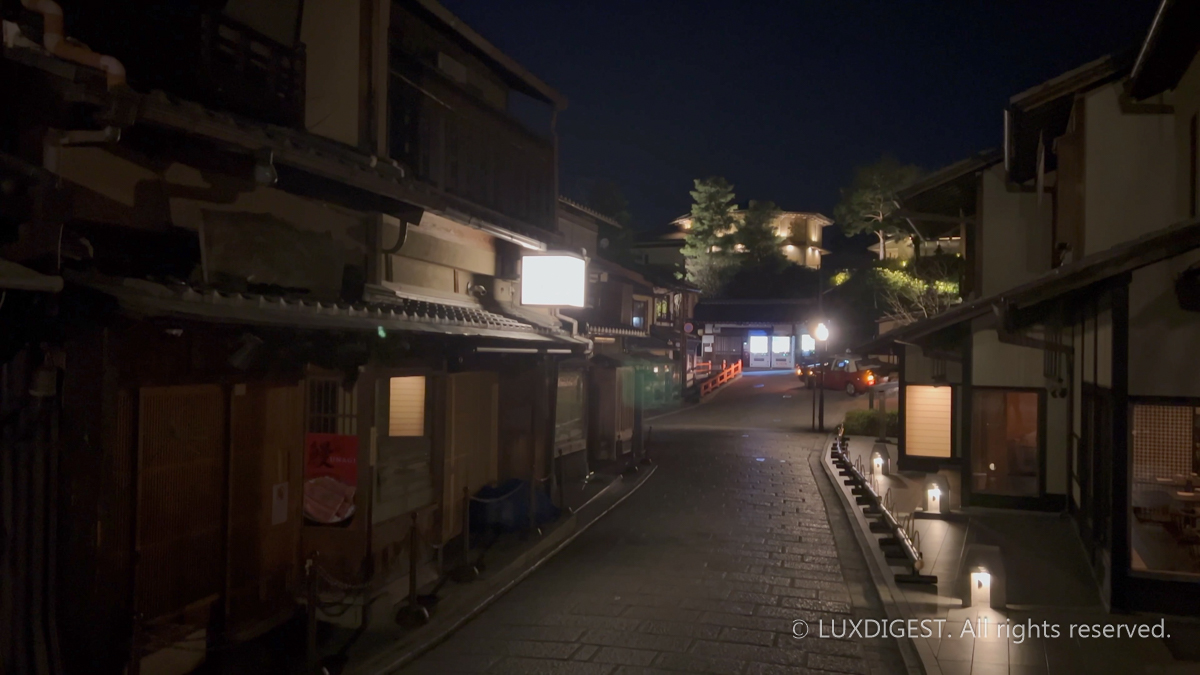 Ninenzaka in Kyoto in Kyoto {날짜 (YYMMDD)»} {시퀀스 번호 (0001)»}