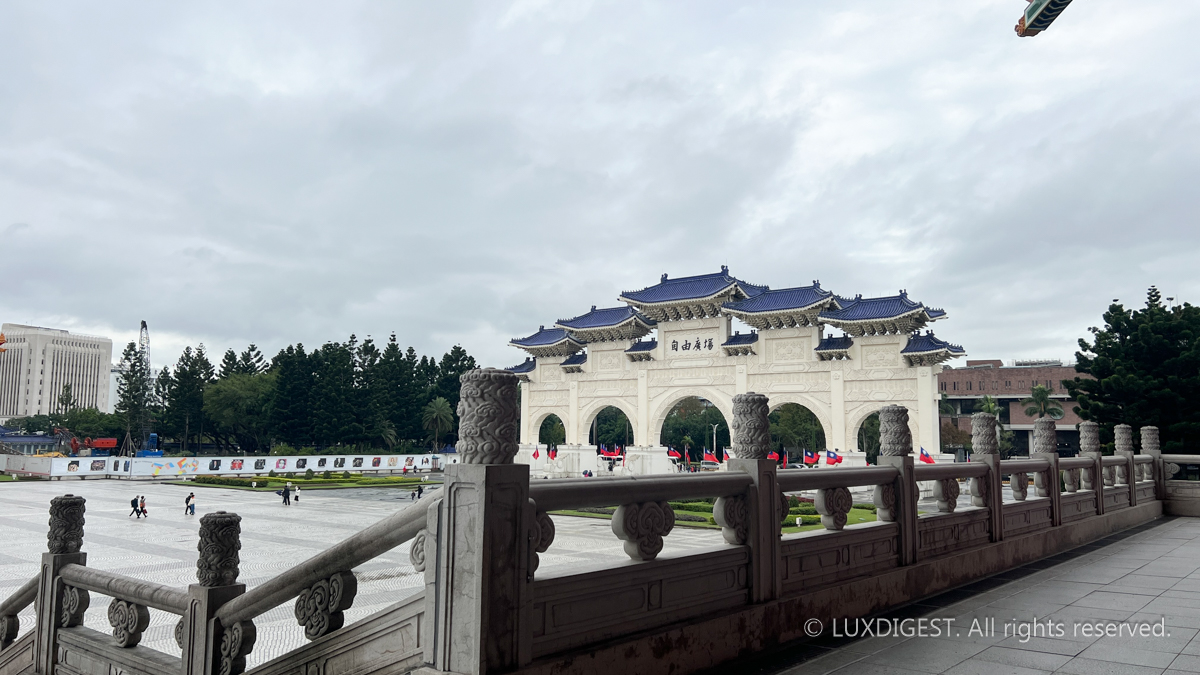 What is the schedule to visit Taipei alone for a day?